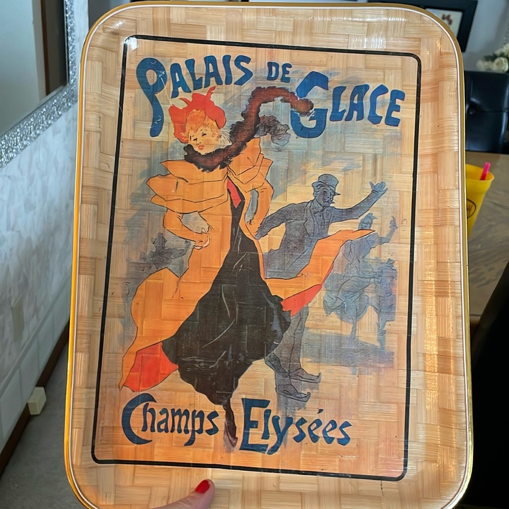 Vintage wood grain tray with French print